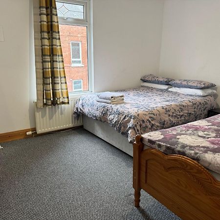 Lovely 2 Bedroom House Close To City Centre Белфаст Екстериор снимка
